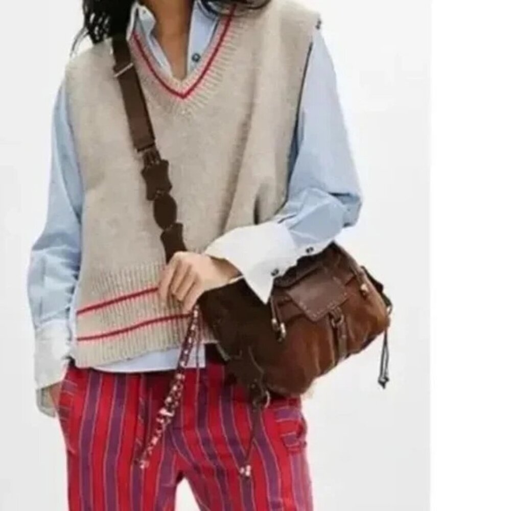 Free People We The Free Silvie Studded Sling Bag Crossbody Cognac NWT Leather - Picture 3 of 10